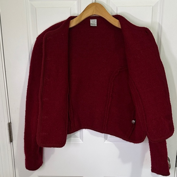 Vintage 100% Wool Cropped Cardigan – Deep Red / Burgundy (Size 7/8) - Picture 2 of 5